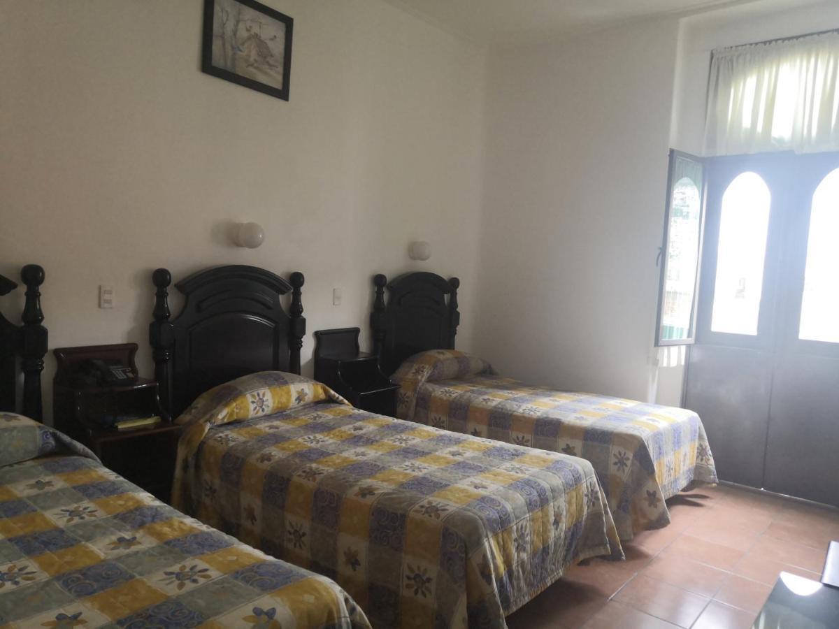 Hotel De Los Banos Pachuca Екстер'єр фото