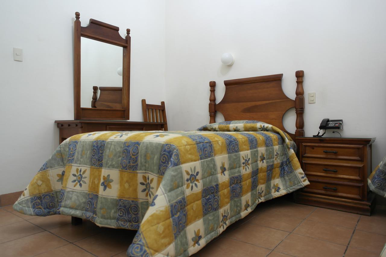 Hotel De Los Banos Pachuca Екстер'єр фото