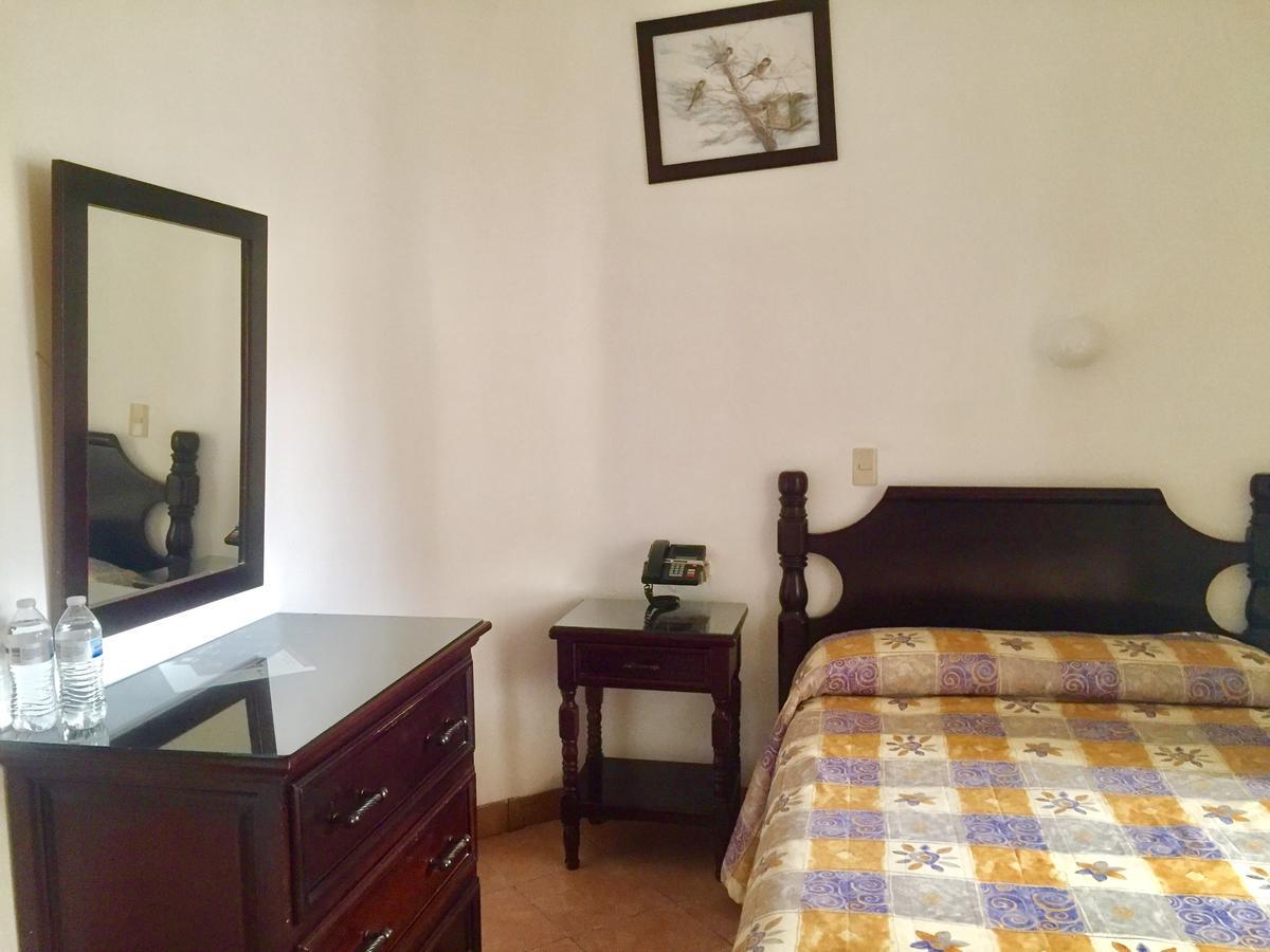 Hotel De Los Banos Pachuca Екстер'єр фото